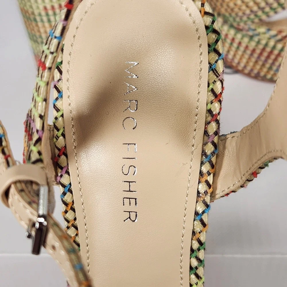 Marc Fisher Deren3 Sandals Women Size 6.5 Medium Natural Woven Platform Heels
